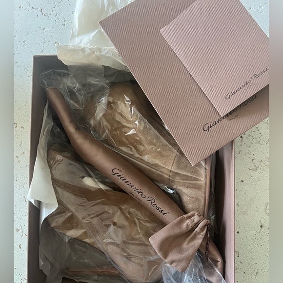 GIANVITO ROSSI Vamp 105mm Camel Suede Ankle Boots (Size 40) - Picture 9 of 9